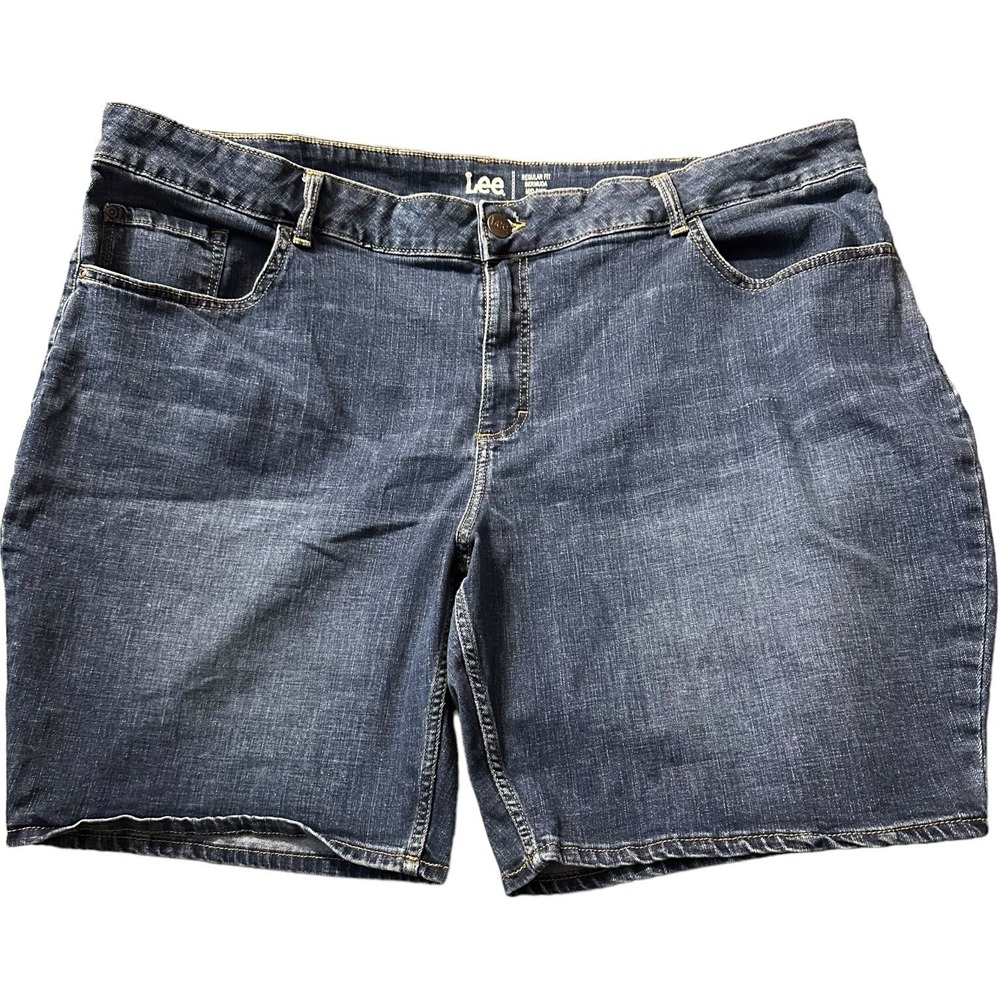 Lee Women's Blue Regular Fit Bermuda Mid Rise Stretch Jean Shorts 26W Plus Size